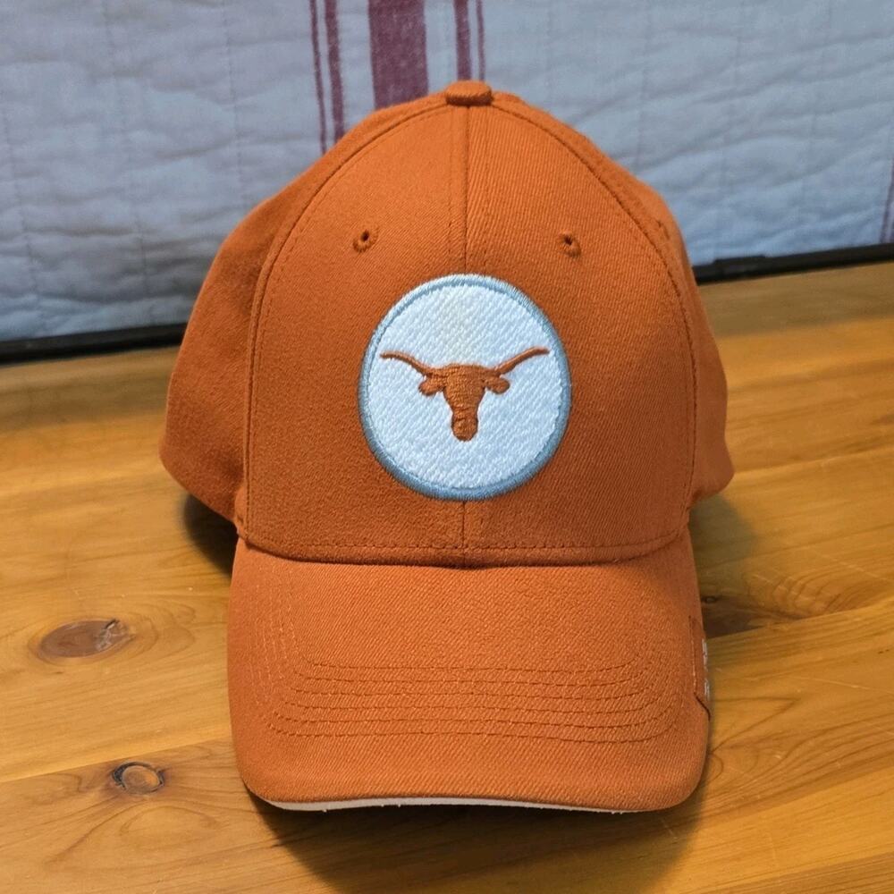 Nike Swoosh Flex Texas Longhorns Hat Burnt Orange One Size Fits Most